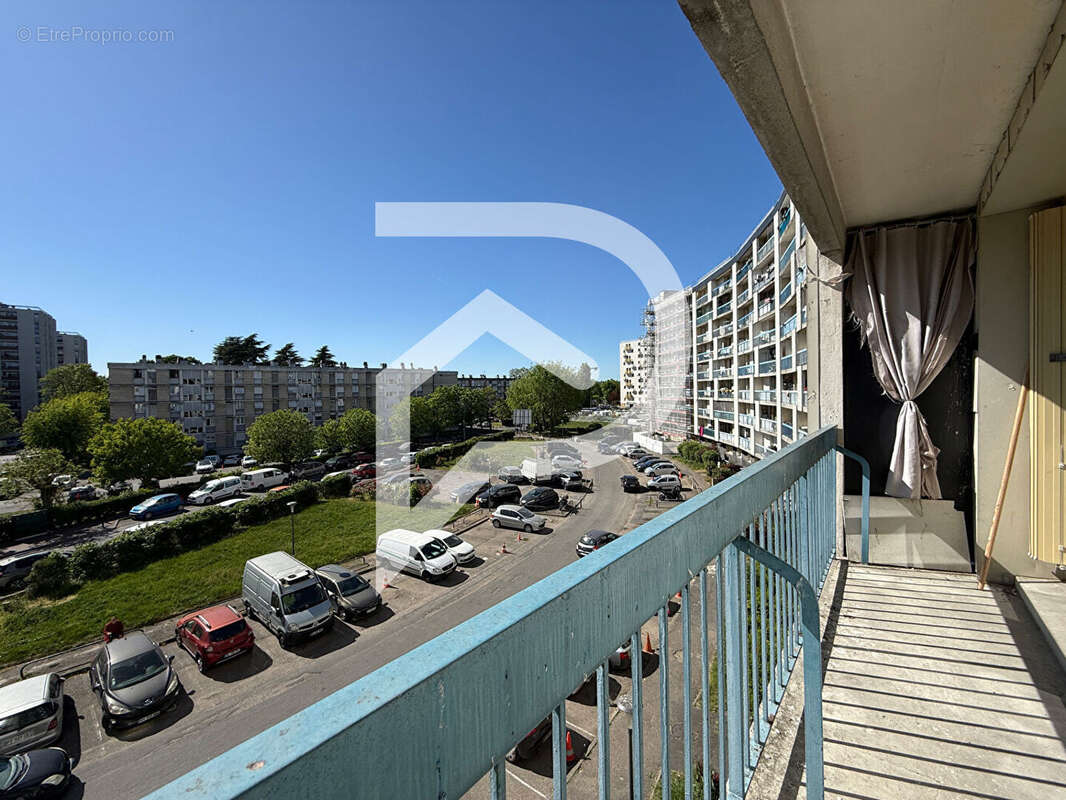 Appartement Aulnay Sous Bous  4 pièce(s) 74 m2 - photo 2