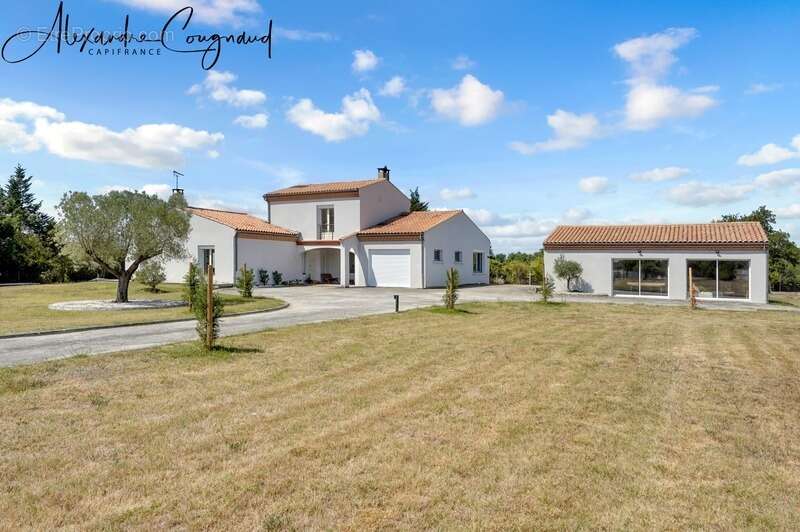 Maison à SAIX