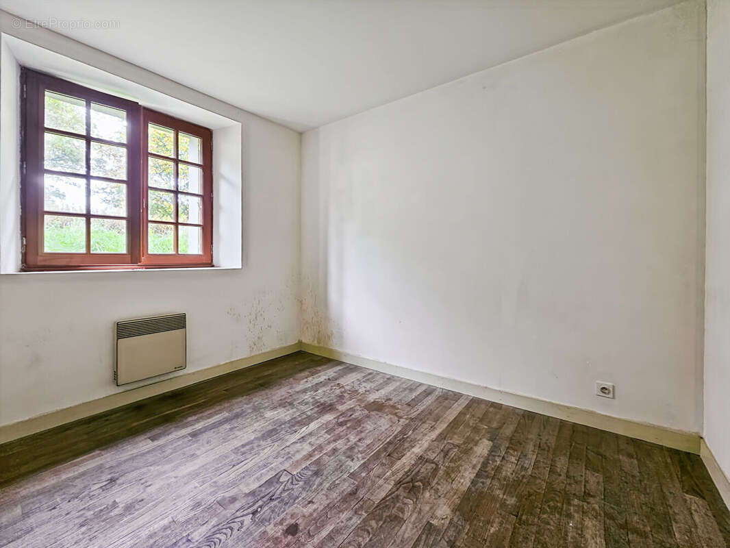 Maison à SENS-DE-BRETAGNE