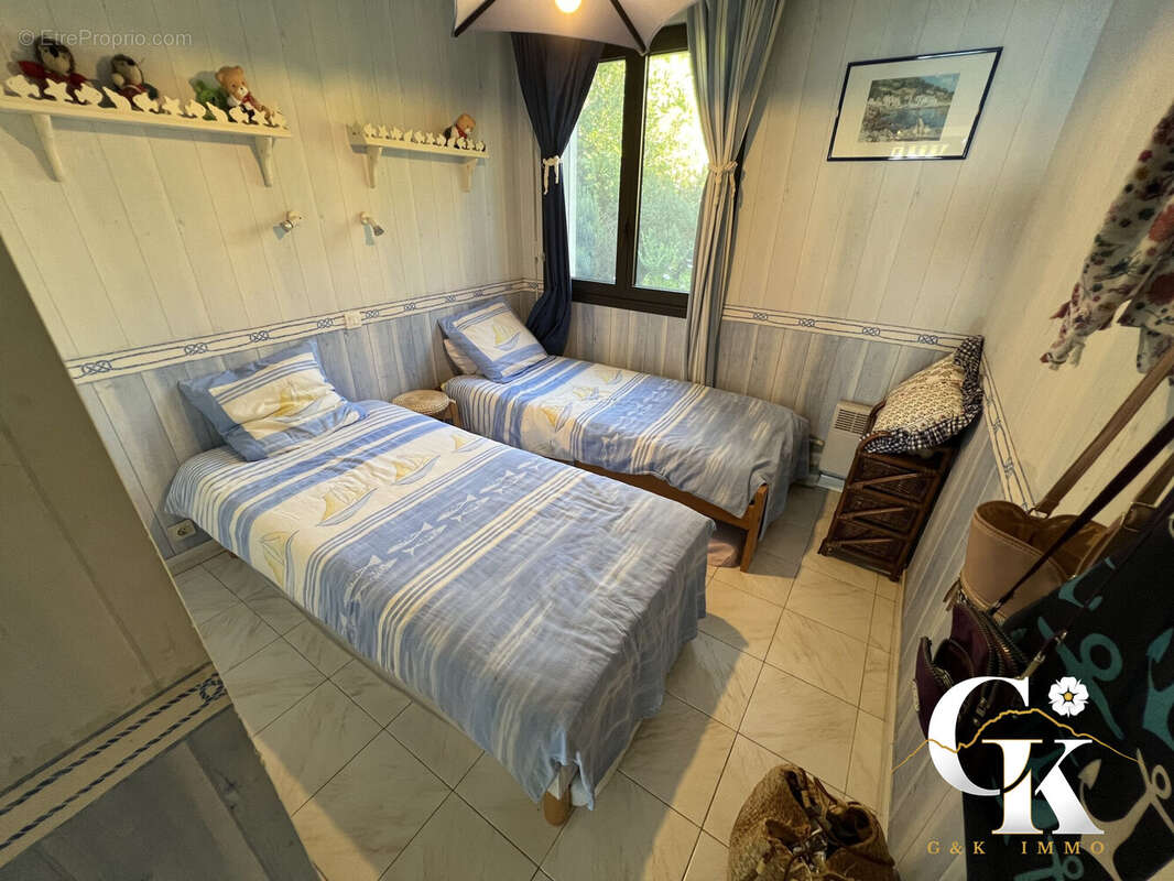 Appartement à SIX-FOURS-LES-PLAGES