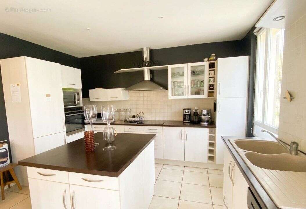 maison #landes #gabarret #dépendances #piscine #cheveaux 