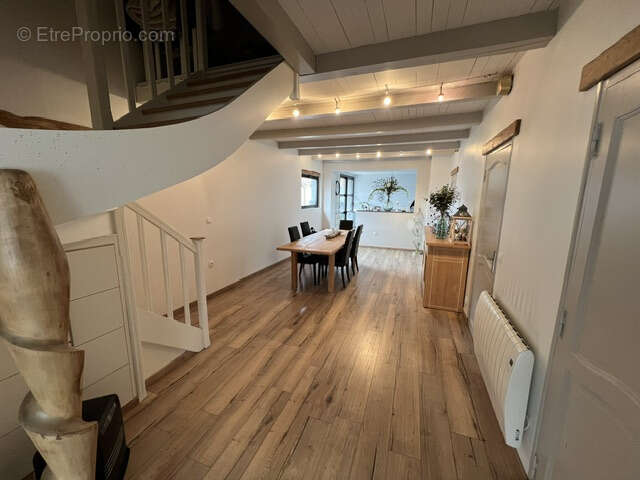 Maison familiale avec jardin et parking privatif - photo 18