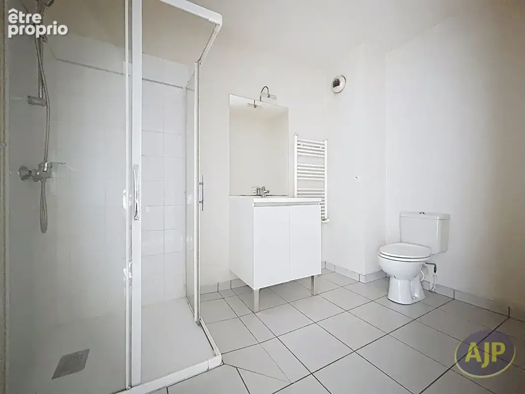Appartement Carbon Blanc 2 pièce(s) 40 m2 - photo 7