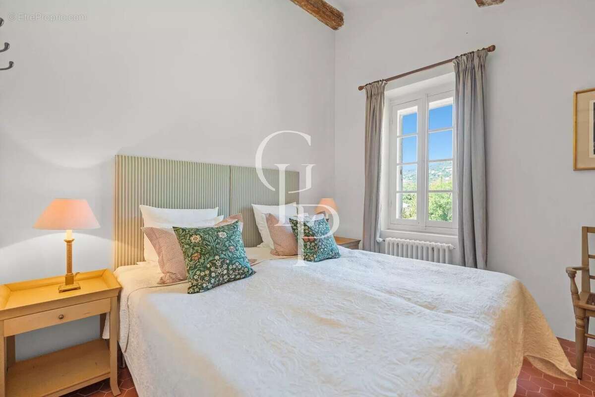 Maison à PEYMEINADE