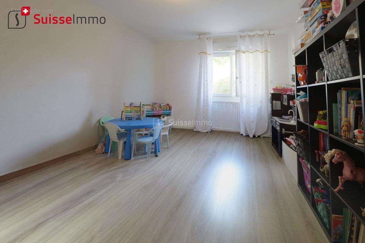 Maison Montbéliard 10 pièces 222 m2 habitables - photo 9