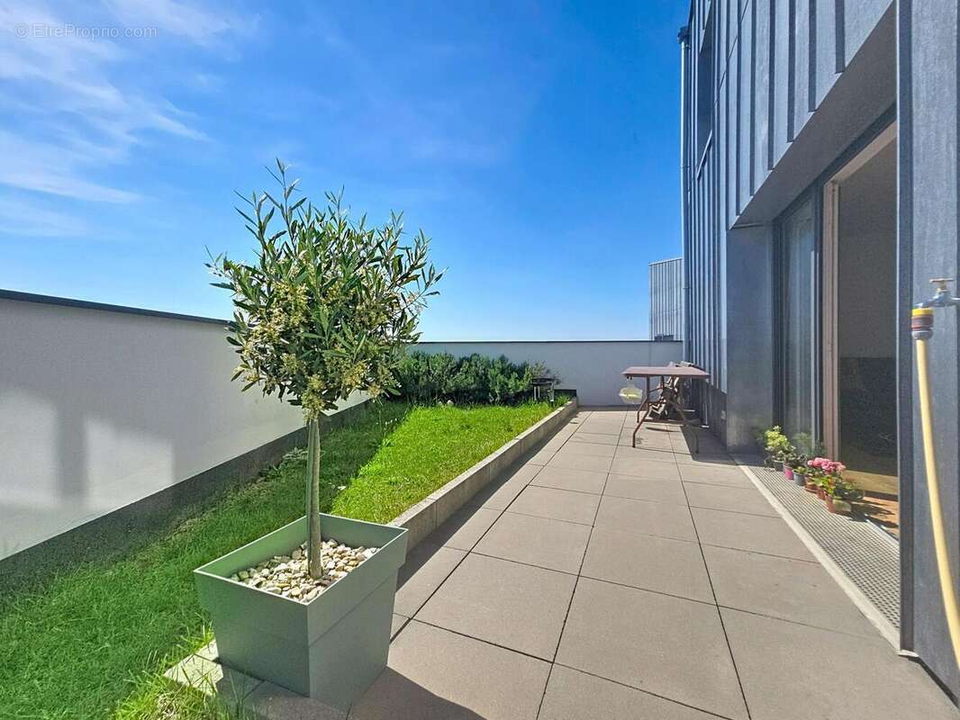 Photo 4 - Appartement à LA COURNEUVE