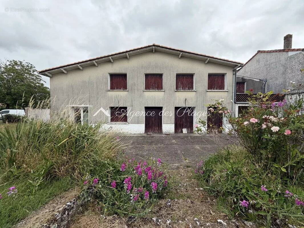 Maison à MESCHERS-SUR-GIRONDE