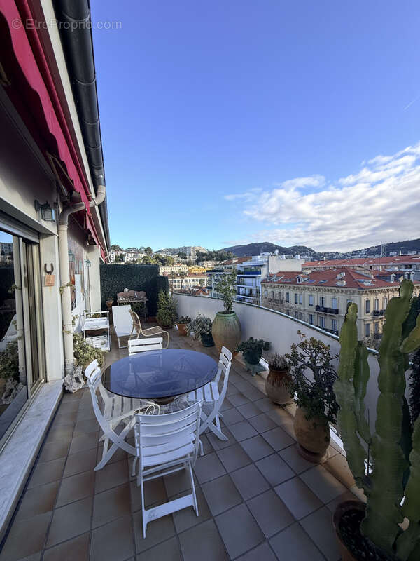 Appartement à NICE