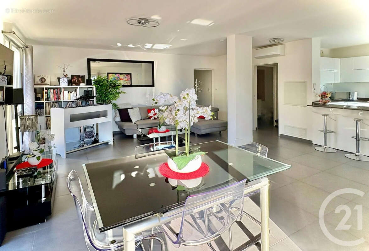 Appartement à MENTON