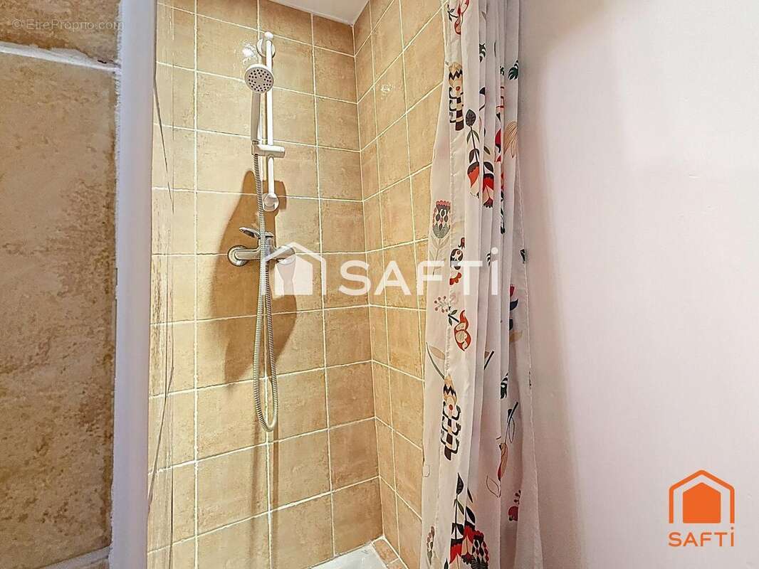 Photo 9 - Maison à REGUSSE