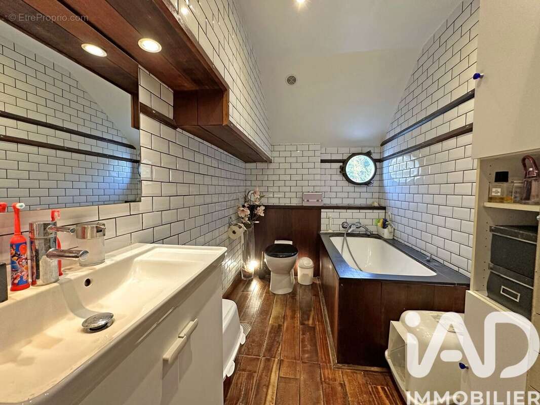 Photo 8 - Maison à VILLENEUVE-LA-GARENNE