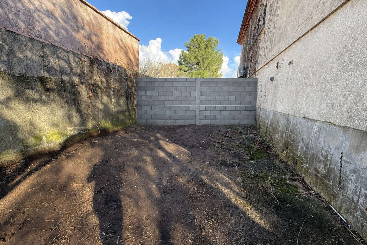 Appartement à LANSARGUES