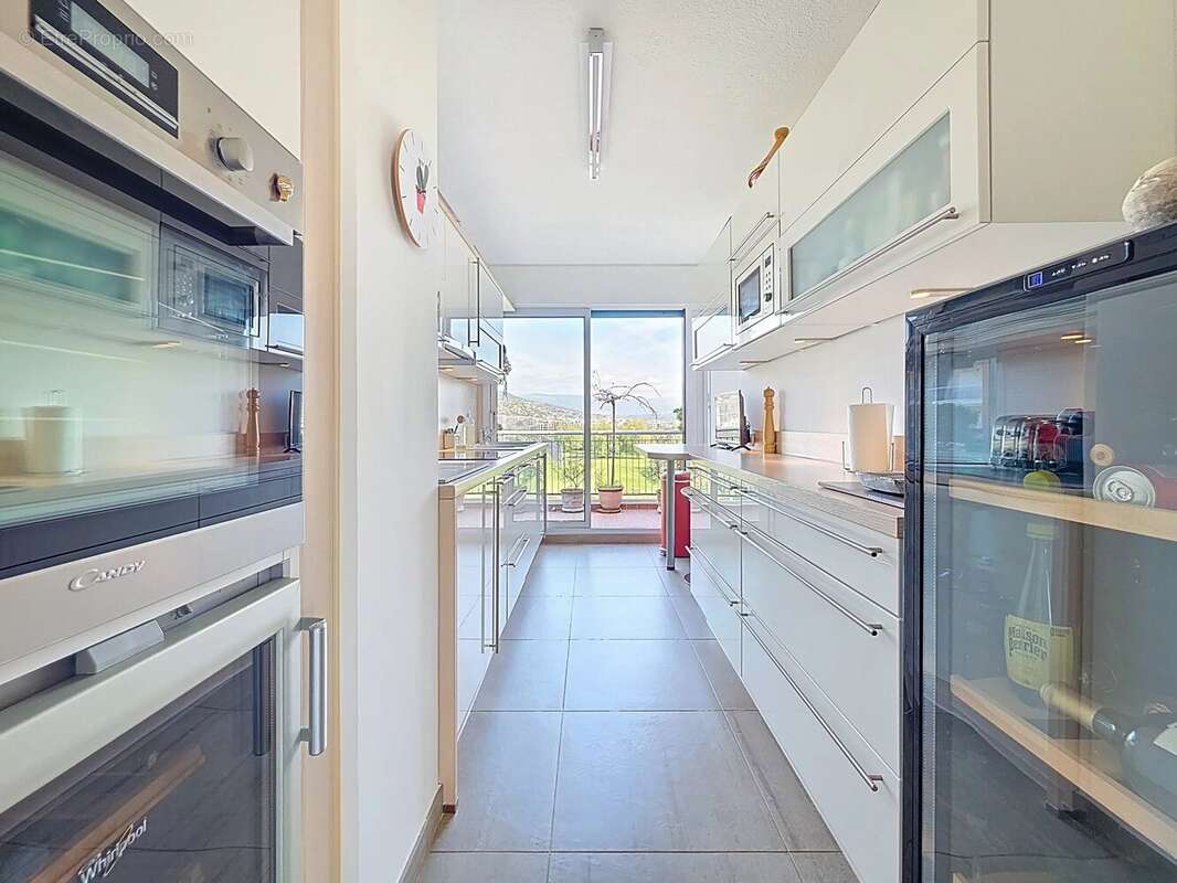 Appartement à MANDELIEU-LA-NAPOULE