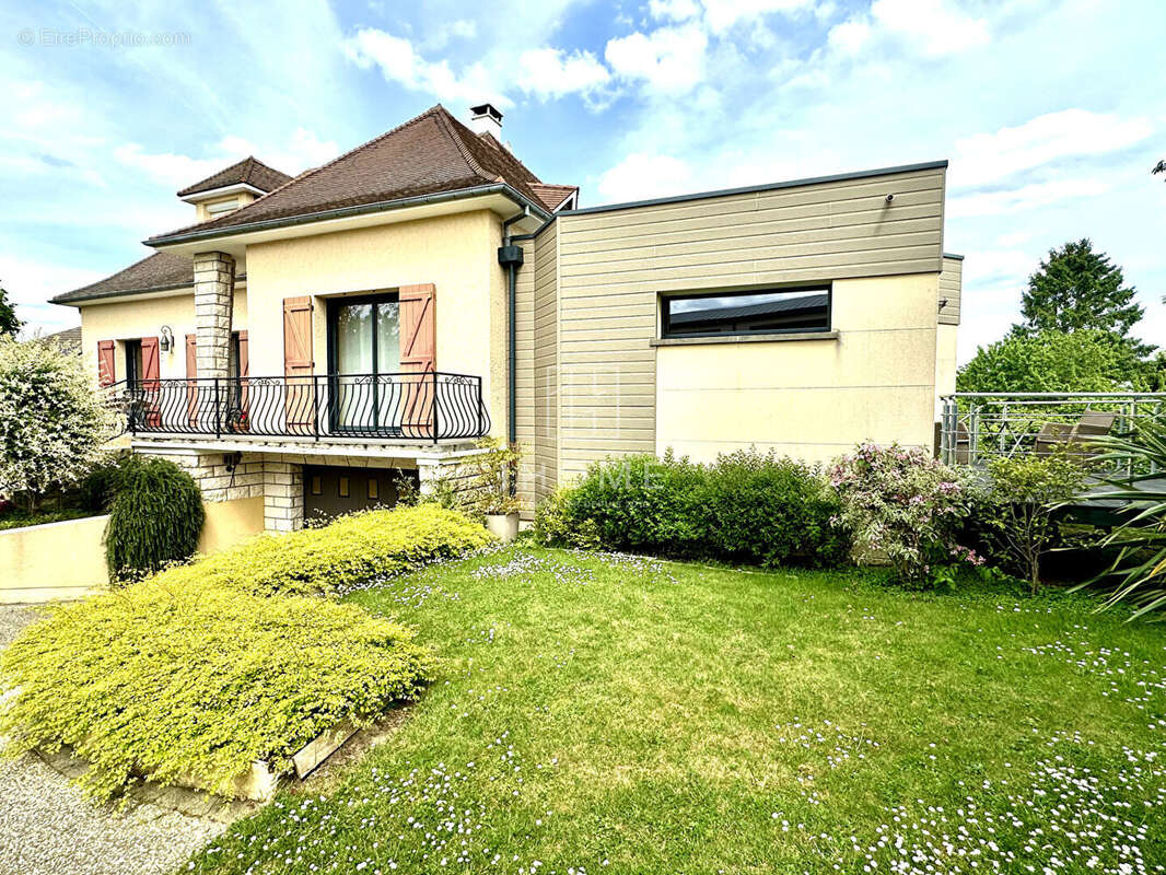 Maison à ROUILLON