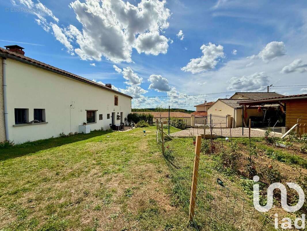 Photo 6 - Maison à AVAILLES-LIMOUZINE