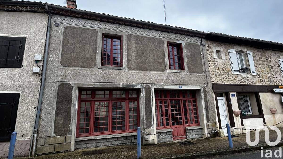 Photo 1 - Maison à MASSIGNAC