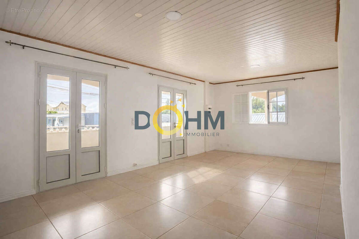 Maison à PETITE-ILE