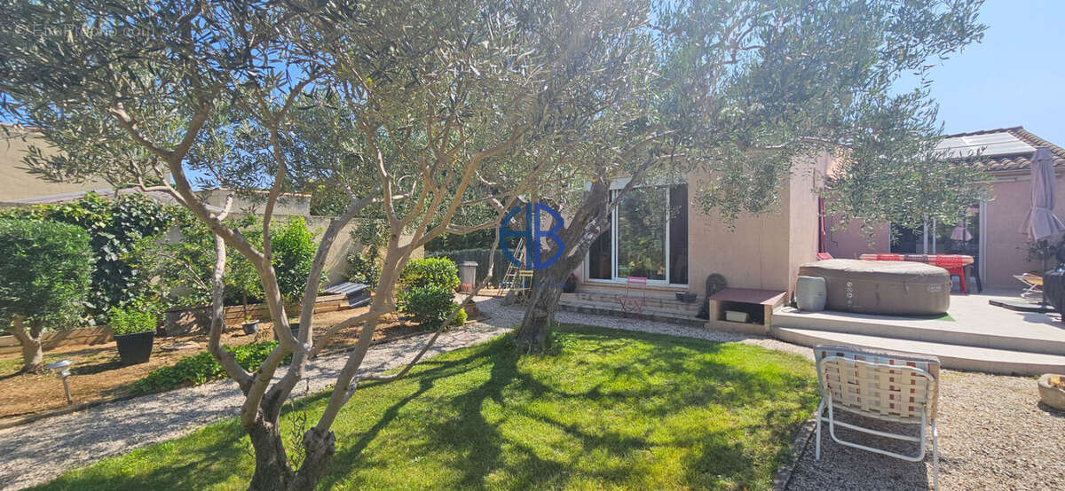 Maison à MONTADY