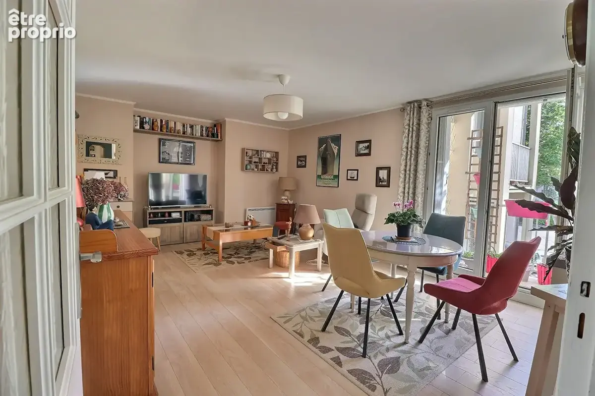 EXCLUSIVITE - Appartement Saint-Germain en Laye 4 pièces 77m² - photo 2
