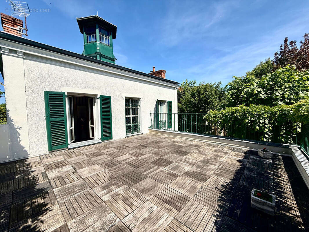 Maison à LE RAINCY