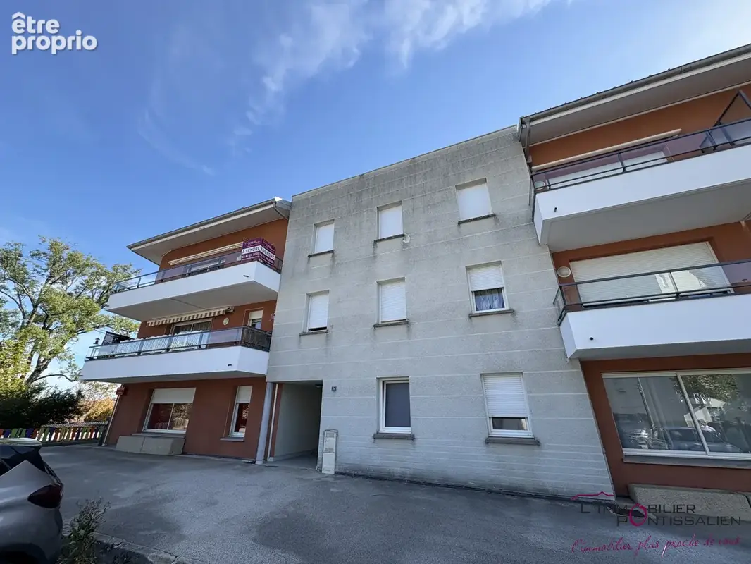Pontarlier - les epinettes : appartement de type 3 avec ascenseur, terrasse, cave, box en sous-sol et parking - photo 19
