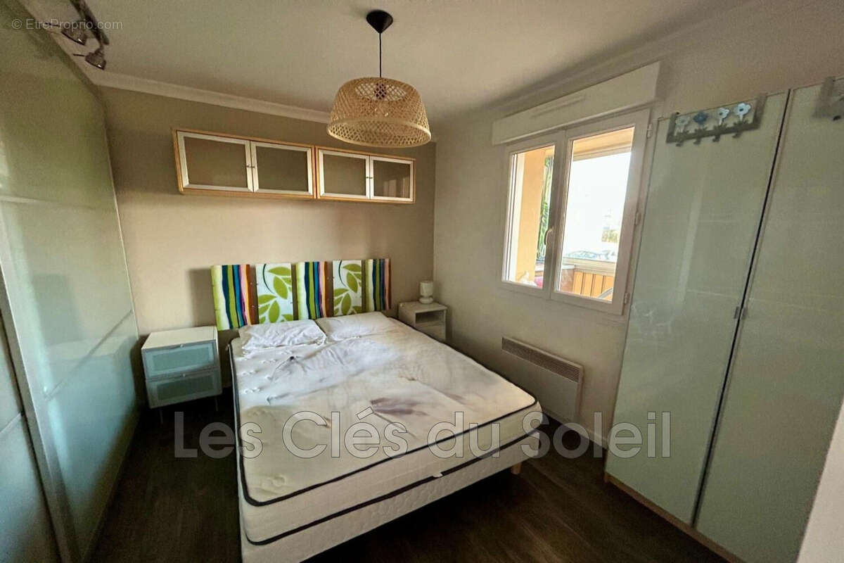 Appartement à SIX-FOURS-LES-PLAGES