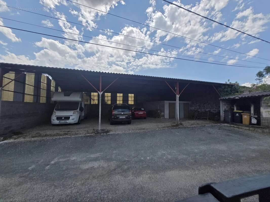 Maison 182 m² à Teuillac  - photo 13