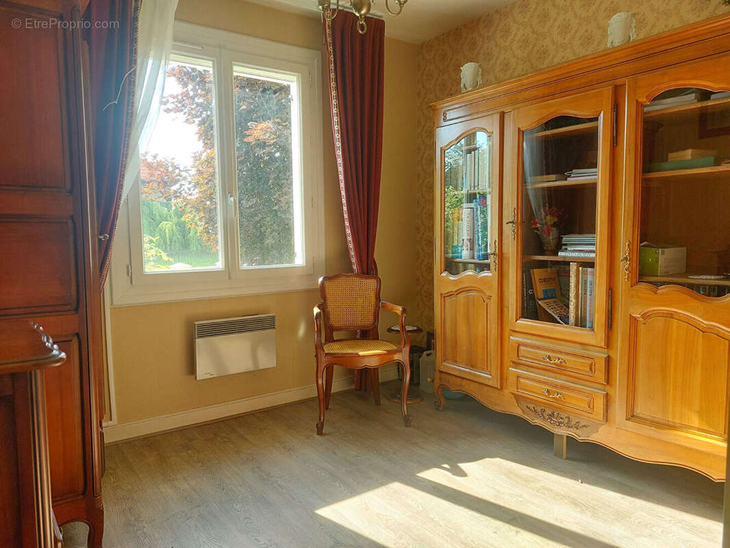 Maison à SAINT-DOULCHARD