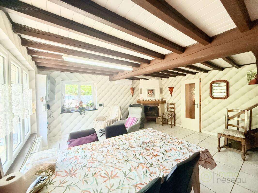 Maison à SAINT-MAURICE-L'EXIL