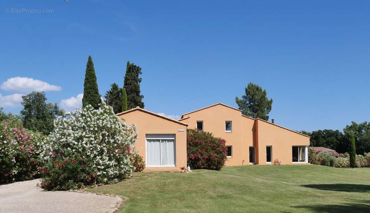 Maison à UZES