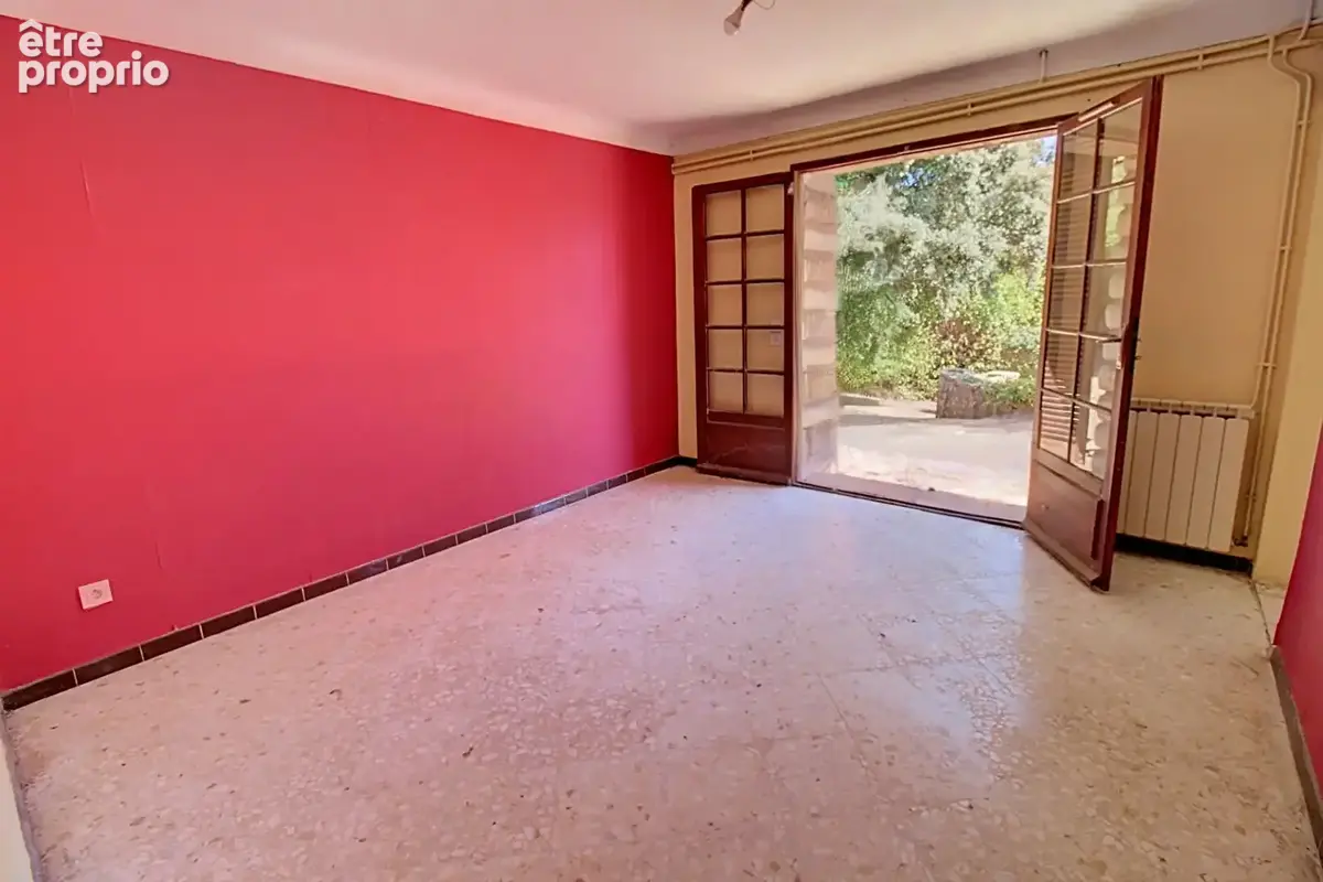 A VENDRE EN EXCLUSIVITÉ, Villa Taradeau 5 pièce(s) 93 m2 en 2 appartements, Garage, Proche village - photo 12