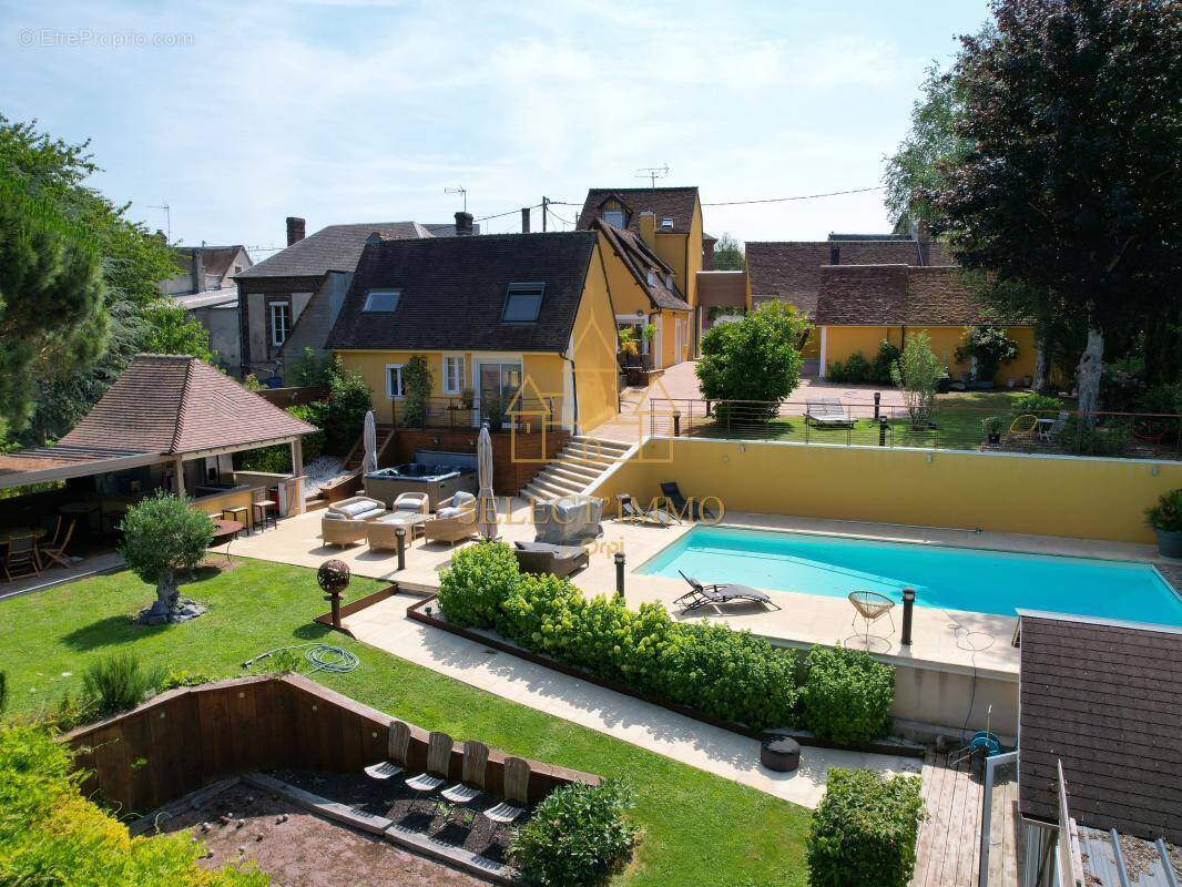 Maison à CONCHES-EN-OUCHE