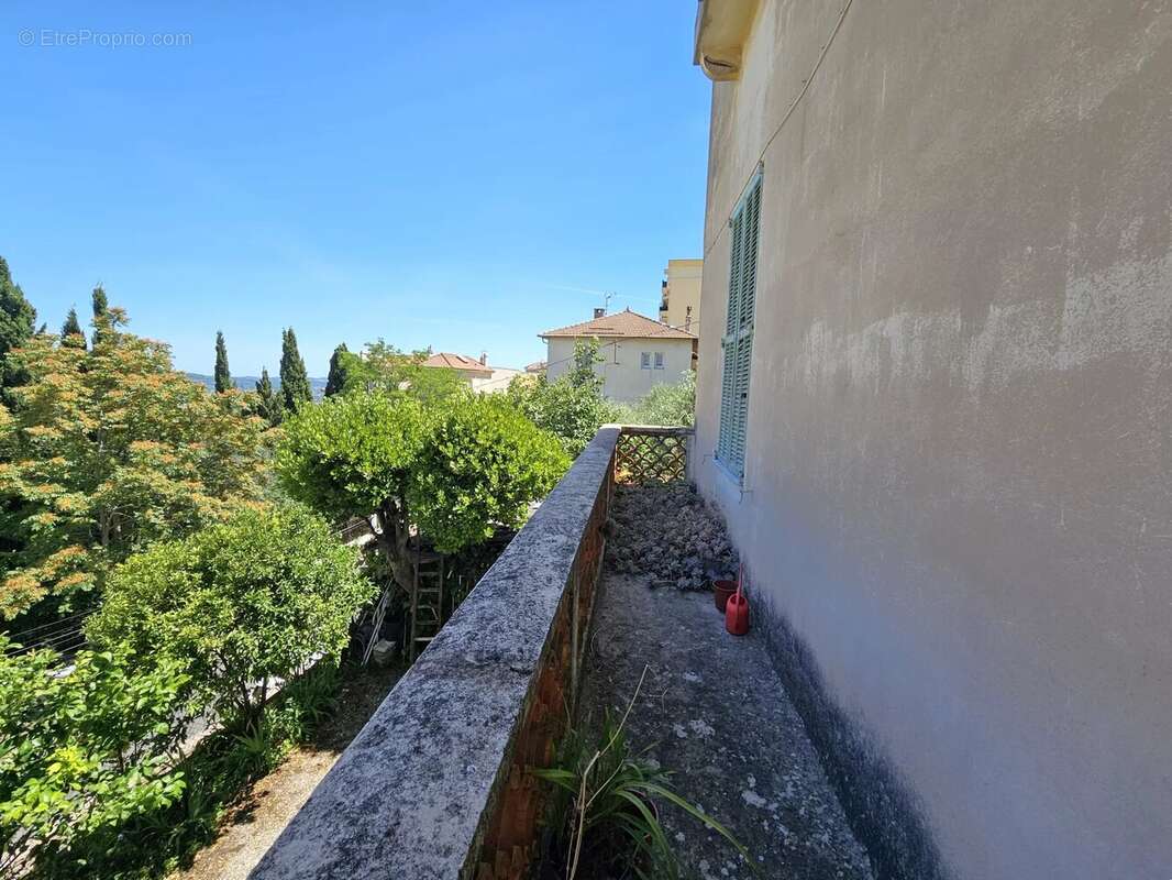 Appartement à GRASSE