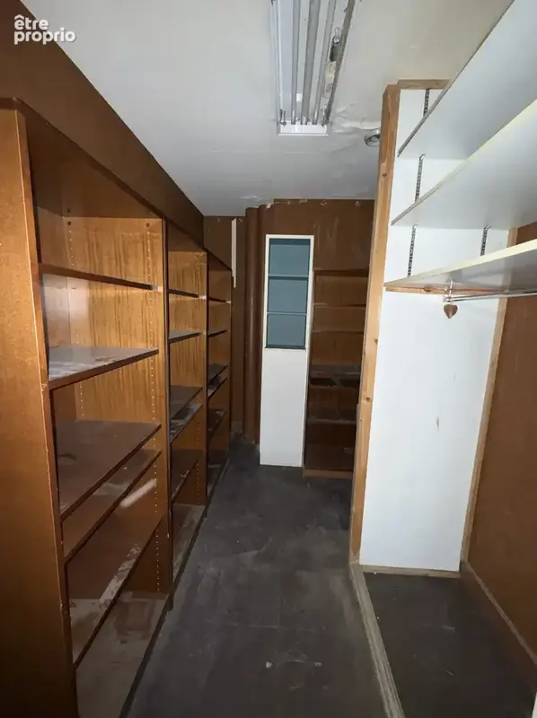 Photo Autres à Paris-10e au prix de 55 000€