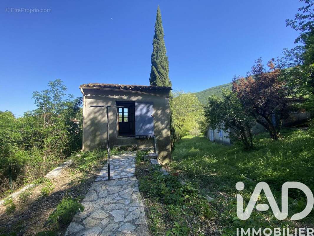 Maison 158 m² à Molieres-Cavaillac  - photo 5