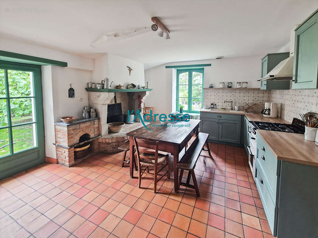 Maison à SAINT-LAURENT-DU-MOTTAY