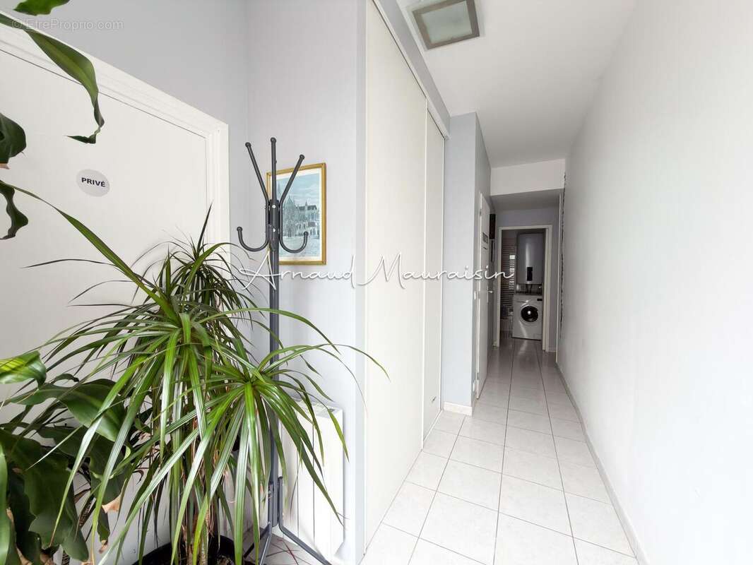 Photo 8 - Appartement à LA CHAPELLE-EN-SERVAL