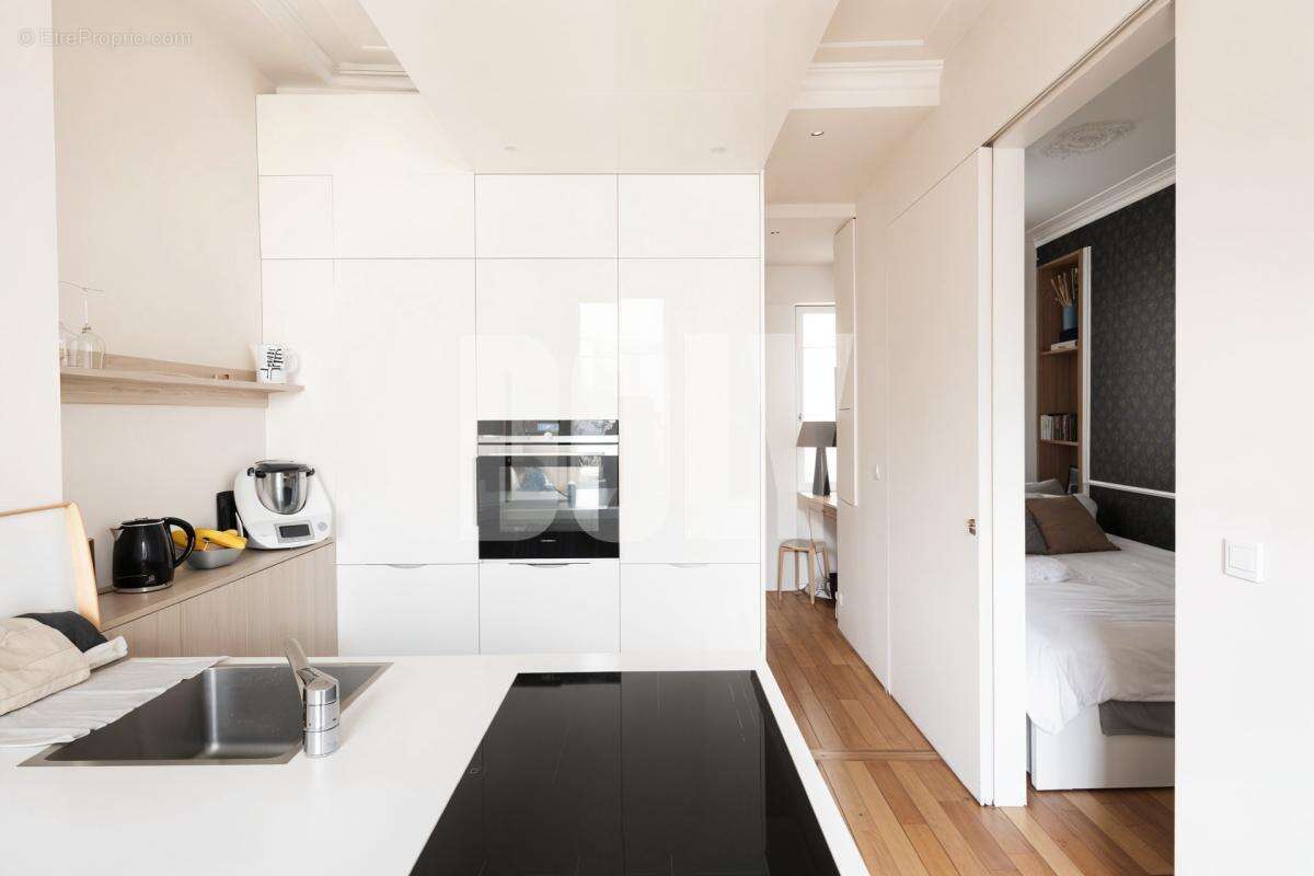 Appartement à PARIS-2E