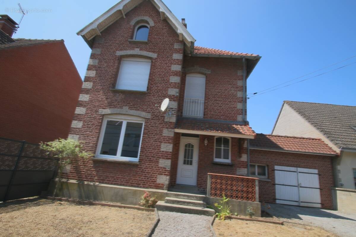Maison à vendre 5 pièces ARQUES (62) - photo 1