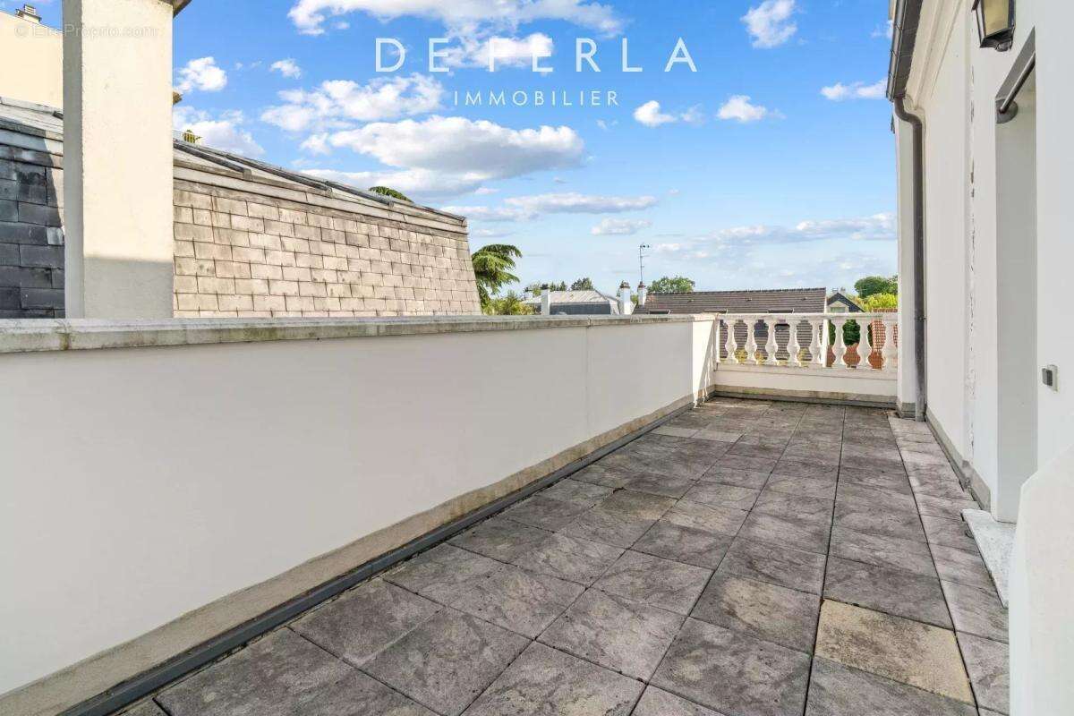 Maison à SAINT-MAUR-DES-FOSSES