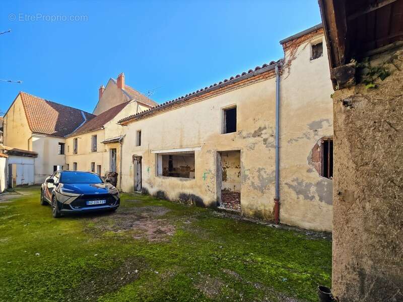 Appartement à LAPALISSE