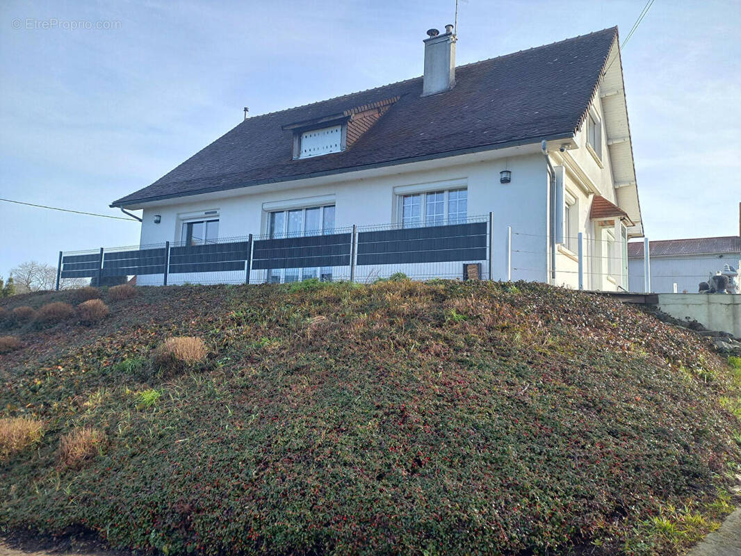 Maison à LAMNAY