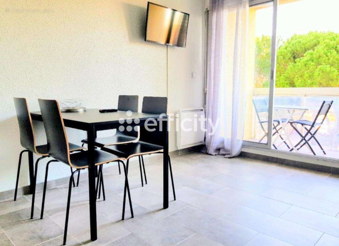 Appartement à MAUGUIO