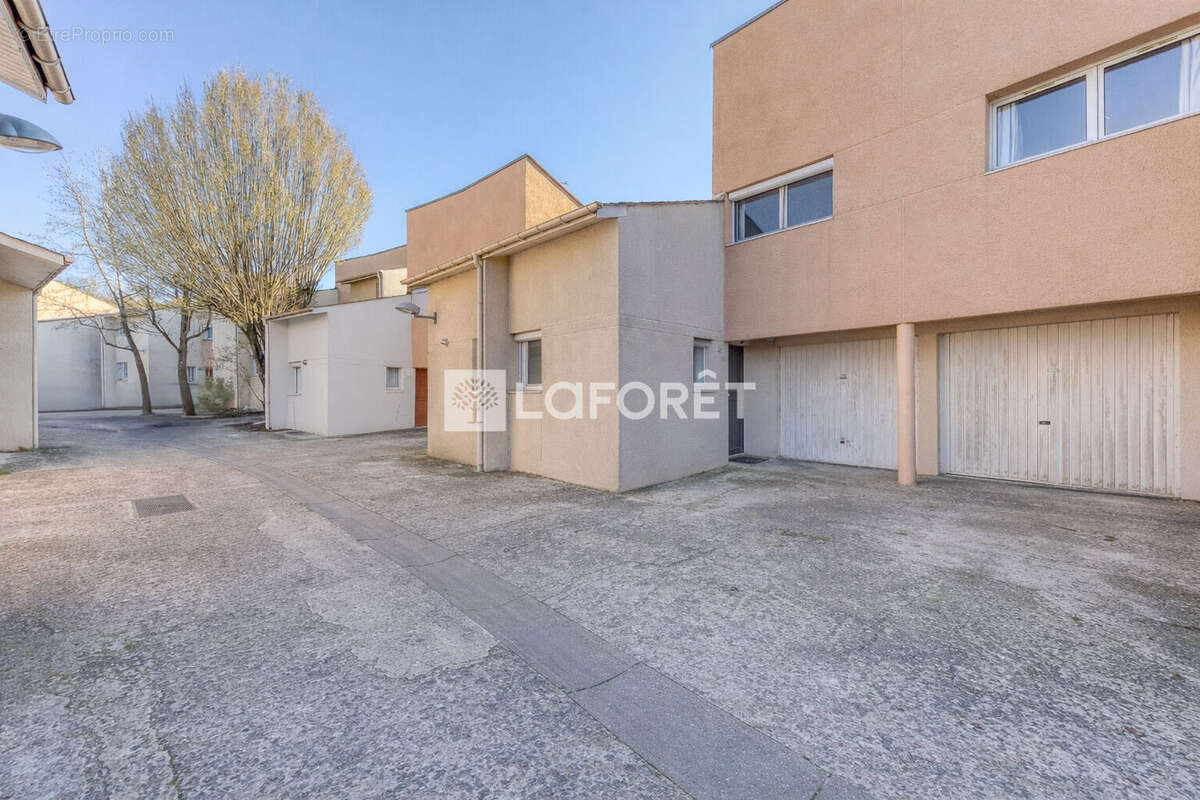 Maison à EMERAINVILLE