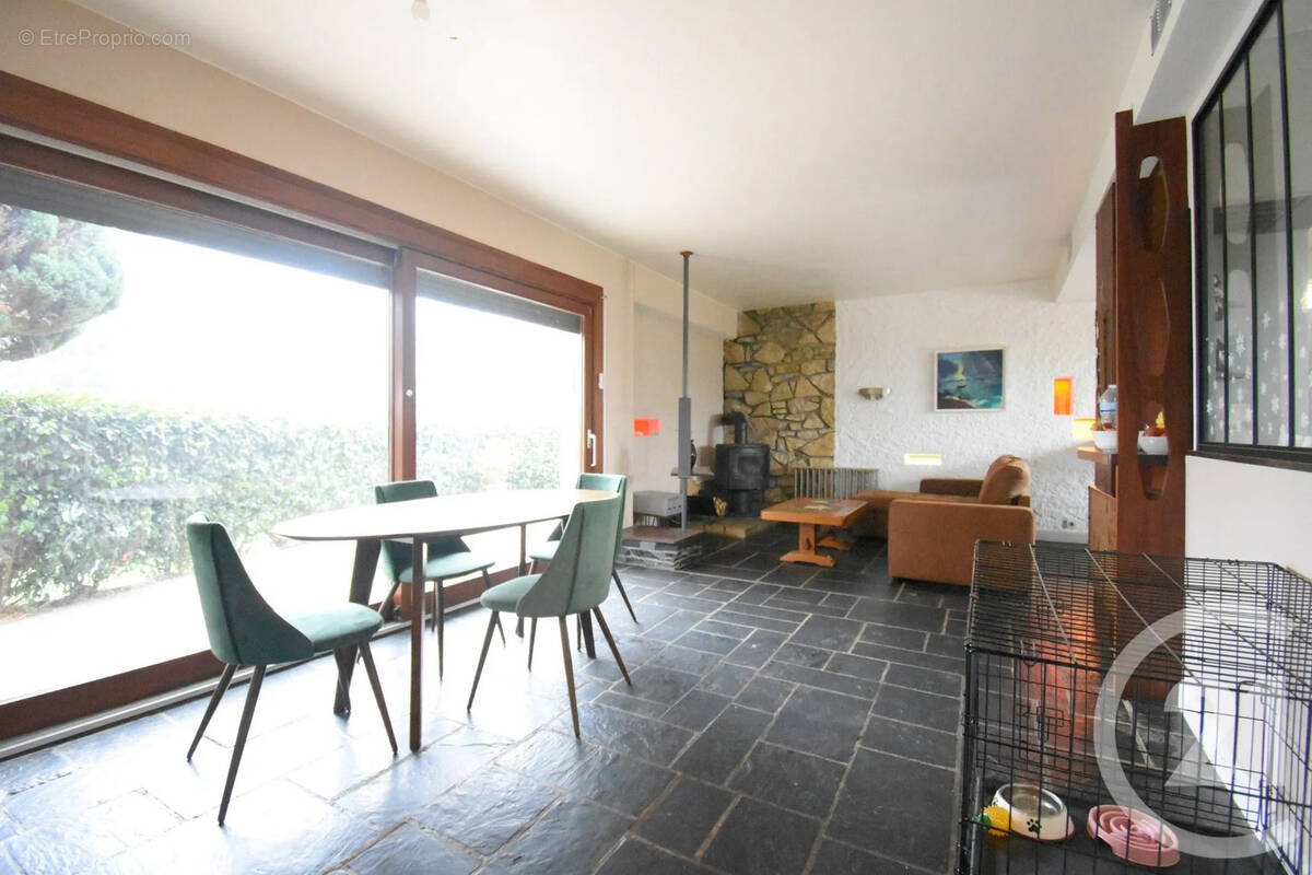 Maison à VENDAT