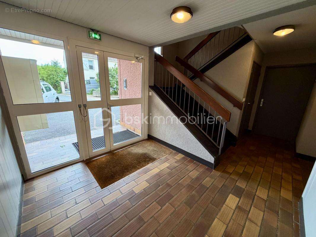 Appartement à COURCOURONNES