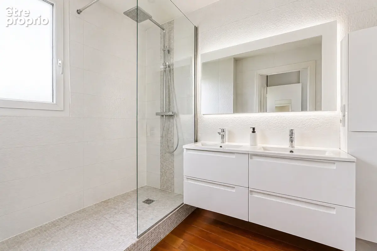 Magnifique appartement familial 5 pièces de 128m2 avec grand extérieur de 112m2 - photo 12