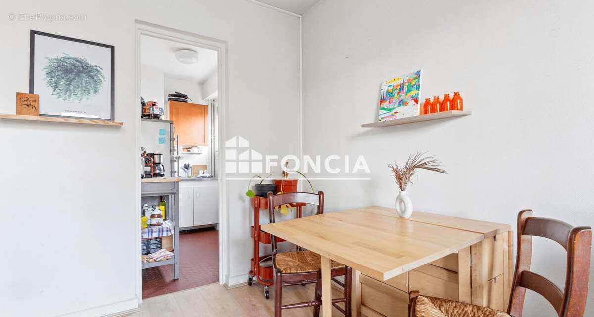 Appartement à BOURG-LA-REINE