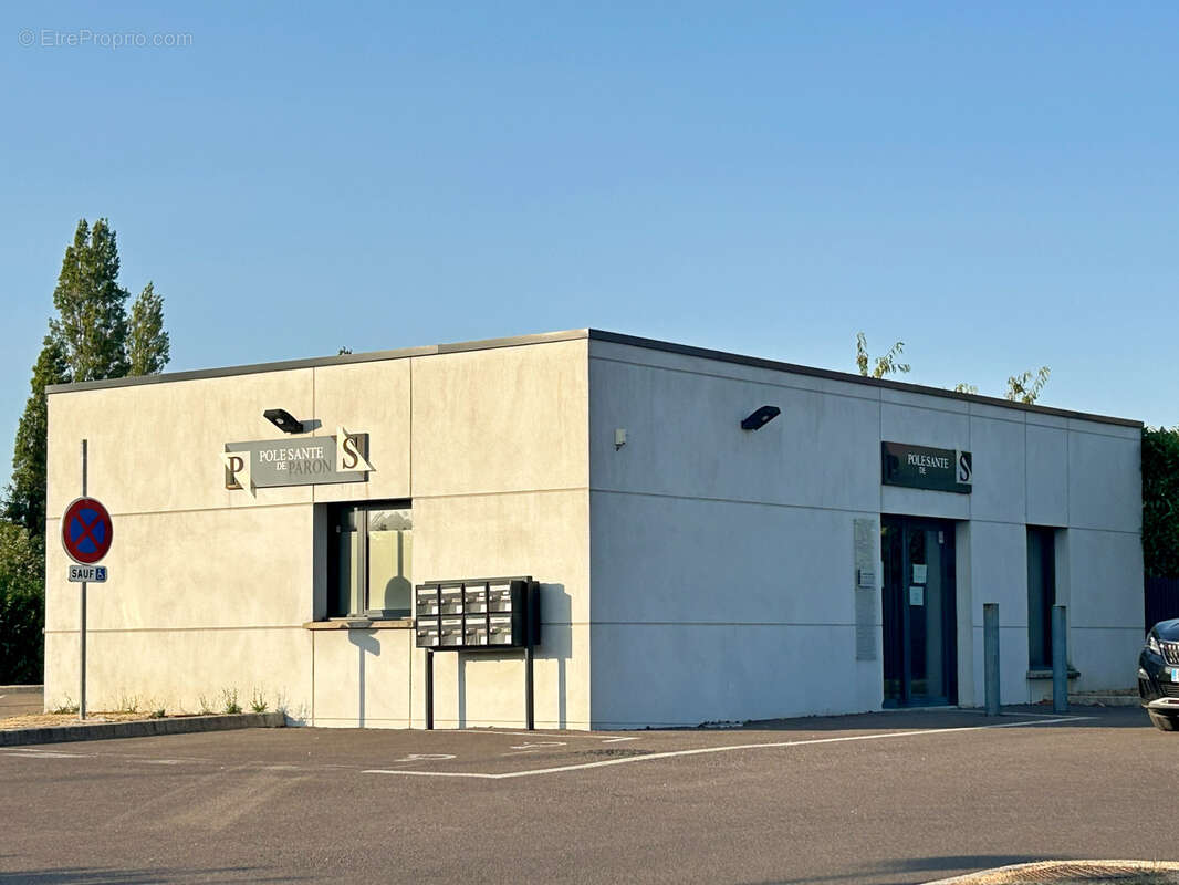 Maison à PARON