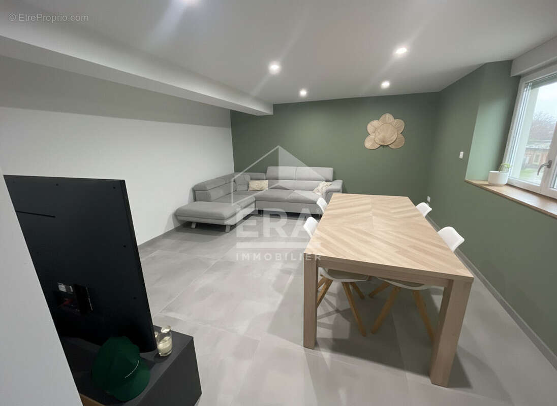 Appartement à ARC-SOUS-CICON